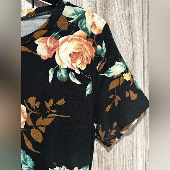 Floral Casual Midi Dress - Picture 5 of 7